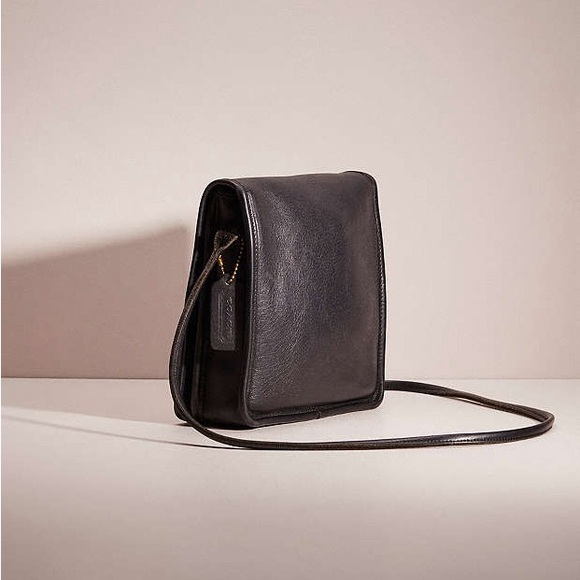 Coach Black Vintage Compact Pouch Shoulder Bag - Picture 2 of 10
